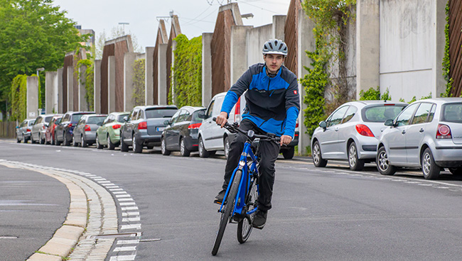 elcykel på väg